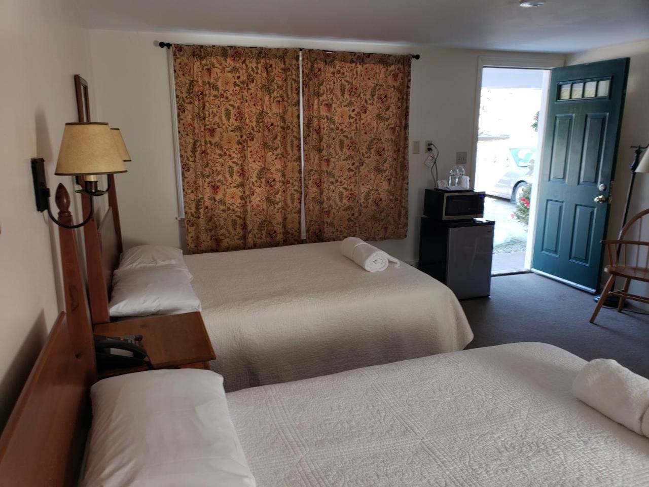 Fairway Motel New London Esterno foto